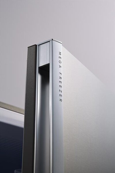 Sharp SJ-XG690MBE Frigorifero Doppia Porta No Frost Capacit 550 Litri Classe F colore Beige