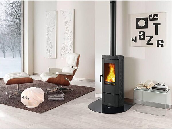 La Nordica-Extraflame Stufa a Legna Ventilata 6.2 kW Volume riscaldante 177 m3 Rivestimento in Ghisa Smaltata colore Antracite - 7119301 Candy 4.0