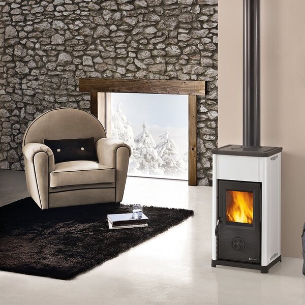 La Nordica-Extraflame Stufa a Legna in Ghisa 6.6 Kw Volume 189 m3 Vetro ceramico Rivestimento Acciaio Porcellanato Colore Nero - Tea