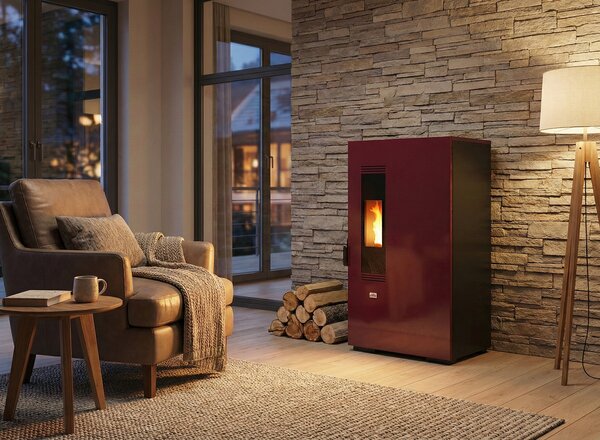 Queen Stufa a Pellet Ventilata Slim 5,5 kW Capacit Serbatoio 10 Kg Volume Riscaldabile 135 m3 colore Bordeaux - Slim 5