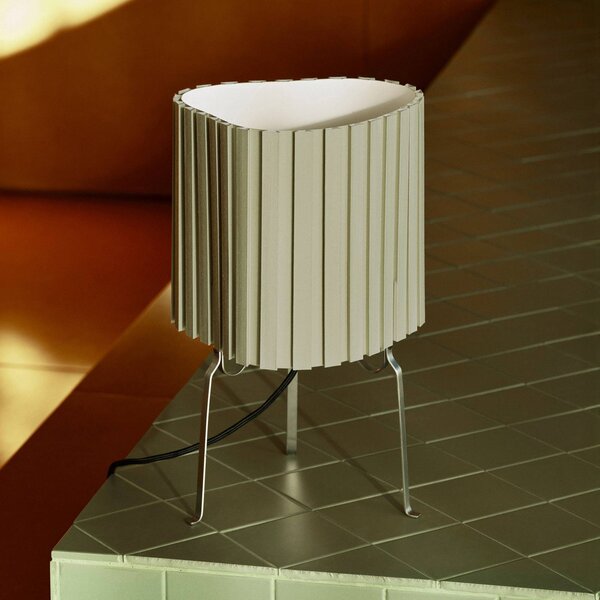 HAY Lampada da tavolo Canelé, Verde, Soggiorno / Sala da pranzo, Tessuto / Stoffa / Seta, Design, Lampada da tavolo
