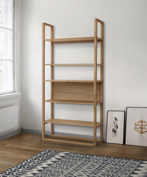 Libreria NewEst in legno ingegnerizzato e massiccio, dimensioni 90 x 32 x h185 cm, peso 29 Kg, finitura legno di quercia