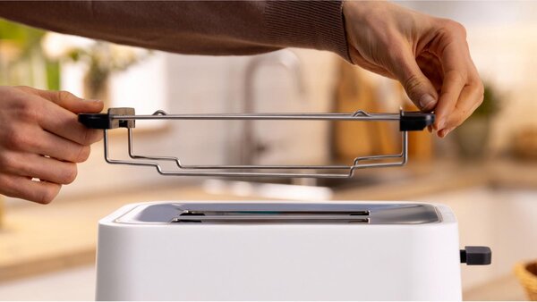Bosch Tostapane 4 Fette Potenza 950W con Funzione Scongelamento e Tasto Stop colore Bianco - TAT3M121