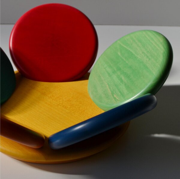 Cestino porta Pane, frutta in legno di tiglio diametro 34xh12 cm petali colorati con base giallo