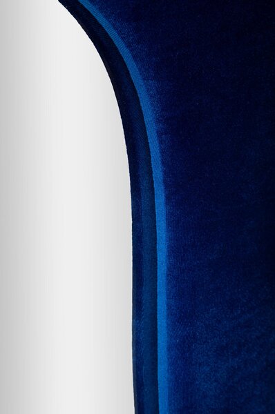 Specchio da parete con cornice in legno rivestita in velluto Blu Linea THEODOR BLUE Dimensioni 60x4x h 160 cm - Colore Blu