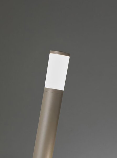 PANAMA PALO BASSO E27 Palo in pressofusione di alluminio Dimensioni 13x8,8xh 50 cm Diffusore in termoplastico opalino colore BIANCO
