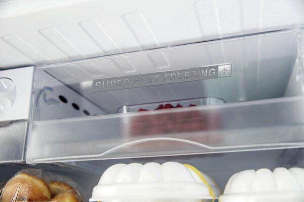Whirlpool WT70E 952 X Frigorifero Doppia Porta Capacit 457 Litri Classe energetica E Raffreddamento No Frost colore Inox