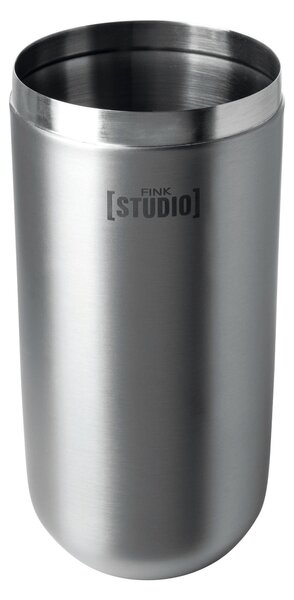 Cocktail Shaker Grigio ICE LOVE Dimensioni � 8 cm � H 22 cm dotato di un filtro interno per versare il cocktail in modo fluido