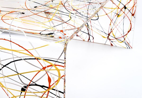 Tavolino, Basso da Th� MILVIO Dimensioni 81x40x h 36 cm, Corpo Multicolor plexiglass 8 mm portata massima 8 kg