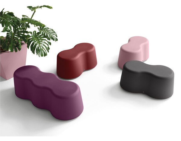 Panchina multicolori Bench 2 forma ondulata pensate per aggiungere vivacit� agli spazi dimensioni 99x55xh 45 cm Colore Zeffiro
