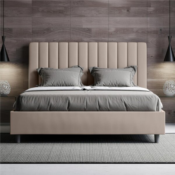 Letto matrimoniale In Similpelle AGUEDA con giroletto imbottito Dimensioni 160x190 cm con Doppia ALZATA xla comodit� di rifare il letto colore Tortora