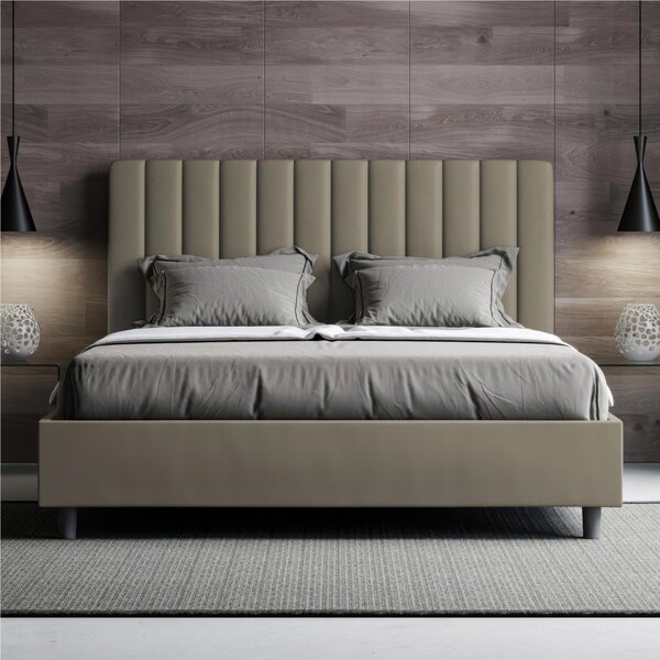 Letto matrimoniale In Similpelle AGUEDA con giroletto imbottito Dimensioni 160x190 cm con Doppia ALZATA xla comodit� di rifare il letto colore Cappuccino