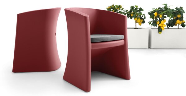 Divano ,Struttura Leggera e Robusta di Design BREEZE Dimensioni 116x58x h 80 cm -peso 20 kg Linee accoglienti, forme arrotondate colore Perla