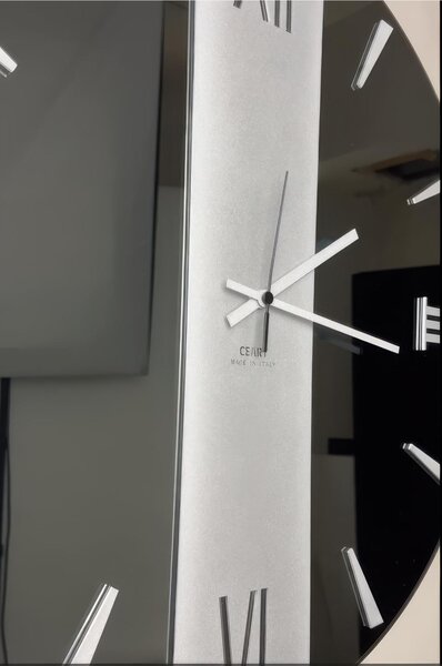 Orologio Da Muro Struttura, � uno specchio NERO FUME' VEGA BIG Diametro 80 cm lancette in metallo numeri colore Bianco a rilievo , l'orologio specchio