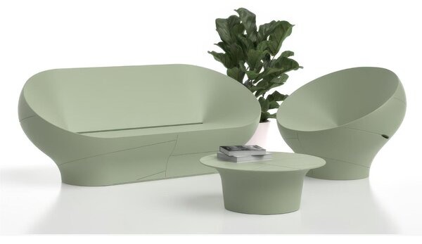 Poltrona Struttura Leggera e Robusta di Design VERA Dimensioni 100x91x h 80 cm -peso 15 kg richiama la grazia di un giardino zen colore Ambra