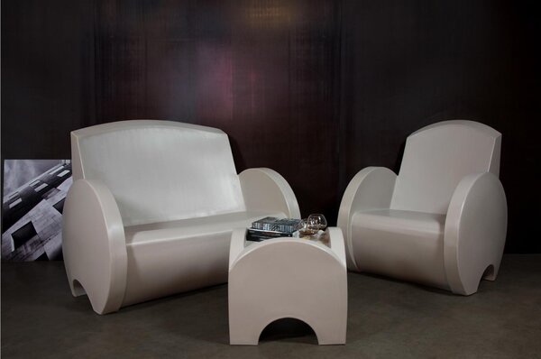 Poltrona seduta in polietilene SUNSET Dimensioni 77x82x h 96 cm Per arredare al meglio uno spazio in giardino o a bordo piscina uso interno esterno Giallo