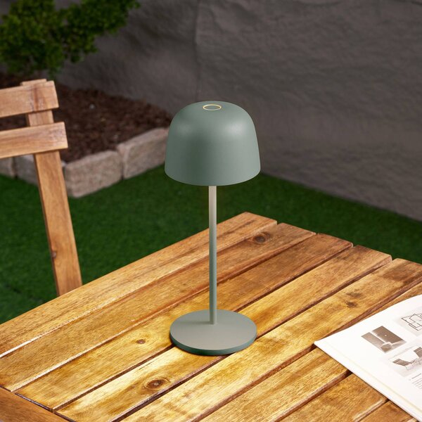 Lindby Lampada da tavolo a batteria LED Arietty, verde, dimmerabile, IP65 Arietty Lindby, dimmerabile, Verde, Soggiorno / Sala da pranzo, Alluminio, Moderno
