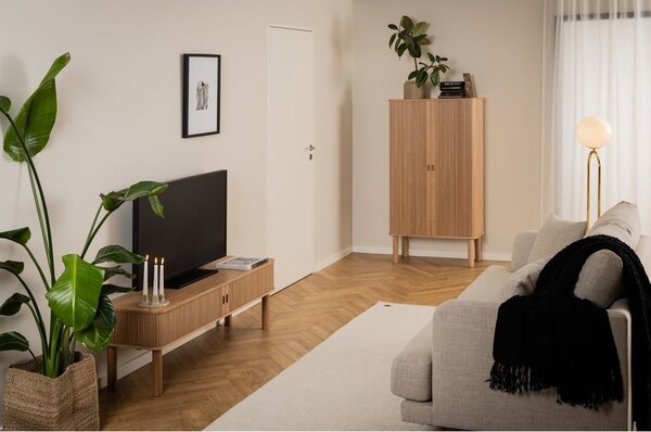 Tavolo TV in rovere naturale 140x45 cm Langley - Actona