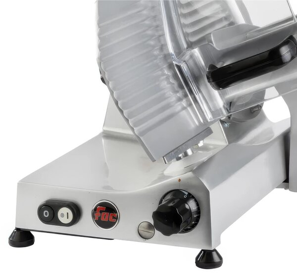 Affettatrice a Gravit� Professionale 220 AF con affilatoio Fisso per lama 58x42x h 34 cm - Lama 220 mm - 13,50 Kg in Fusione di alluminio