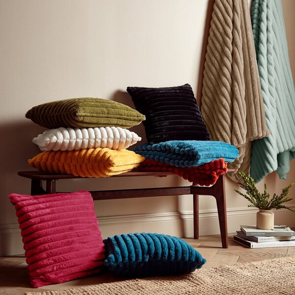 Coperta in micropile 130x170 cm Cosy Ribbed - Catherine Lansfield
