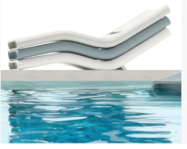 Lettino realizzato in resistente polietilene ESSE Dimensioni 185x73x57 cm -struttura ergonomica pu� essere immerso nell'acqua colore Giada