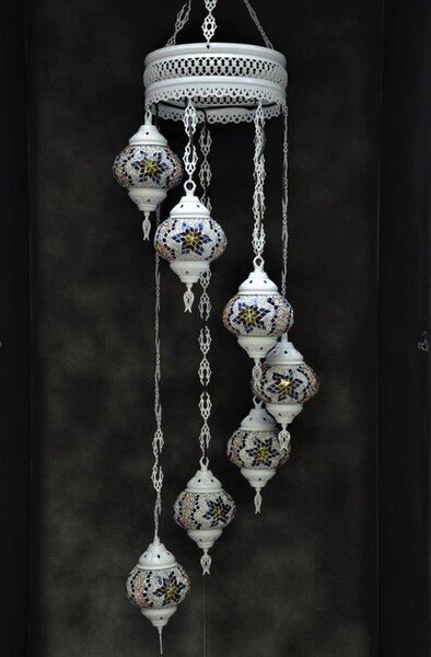 Lampada a sospensione in vetro blu e bianco con mosaico orientale, a 7 sfere, realizzata a mano in Turchia, lunga 155 cm
