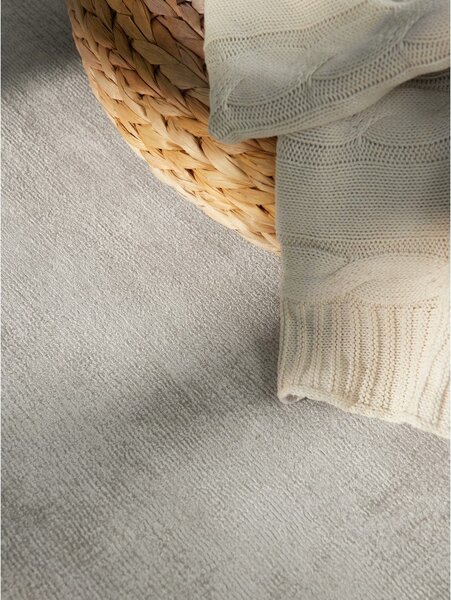 Tappeto grigio in viscosa tessuto a mano 200x300 cm Noemi – Vikosa