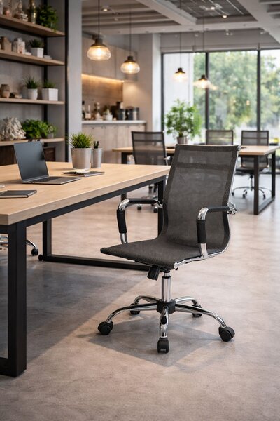 Poltrona da Ufficio Direzionale Dallas con Braccioli 54x62x92-102 cm in Rete Traspirante Nero