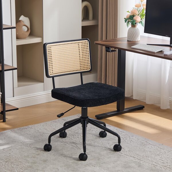 Sedia da ufficio MODFU con schienale in rattan, sedia girevole con rotelle e struttura in metallo, regolabile in altezza, senza braccioli, in ciniglia, nera