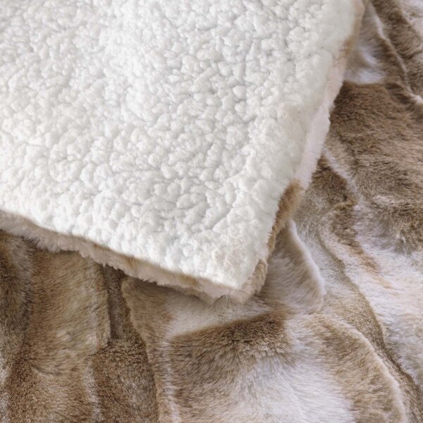 Coperta beige in pelliccia finta 180x220 cm Cheyenne – douceur d'intérieur