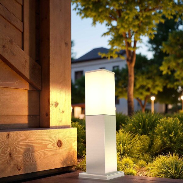 Paletto da Giardino 40cm Quadrato in acciaio INOX IK06 IP54 base E27