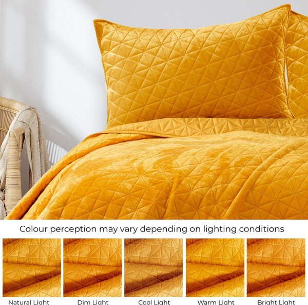 Copriletto giallo in velluto con rivestimento trapuntato 240x260 cm Laila – Restilo