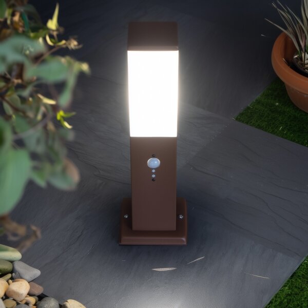 BRILAGI - Lampada da esterno con sensore NOVA 1xE27/15W/230V 40 cm IP44 marrone