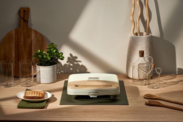 Ariete Tostapane Piastra per Toast e Sandwich Antiaderente Potenza 750 Watt colore Beige - 00C197106AR0 Breakfast Wood