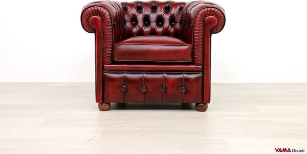 Poltrona Chesterina rossa vintage