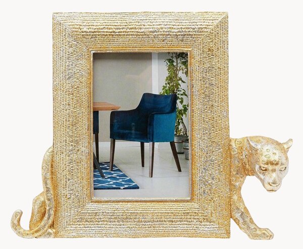 Cornice Leopard