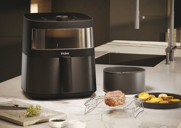 Haier Friggitrice ad Aria 9 in 1 Multifunzione Capacit 7 Litri Potenza 2000 Watt con Accessori colore Nero - HAF5TWA3 011 I-Master Multi Serie 5