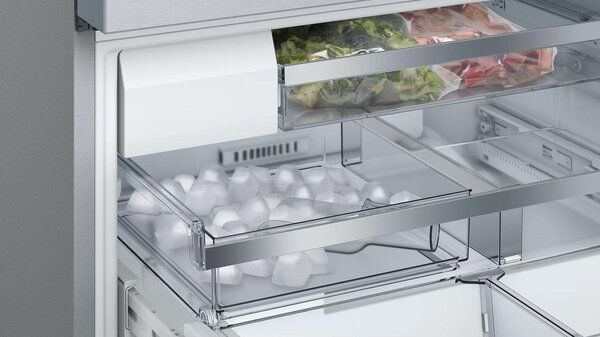 Bosch Serie 8 - Frigorifero Americano Side by Side Capacit 573 Litri Classe energetica E Raffreddamento No Frost colore Inox - KFF96PIEP