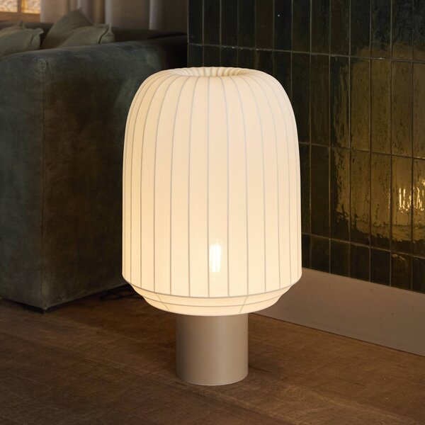 Northern Lampada da terra di design Tradition, dimmerabile, Bianco / Opale, Soggiorno / Sala da pranzo, Design, Lampada da terra