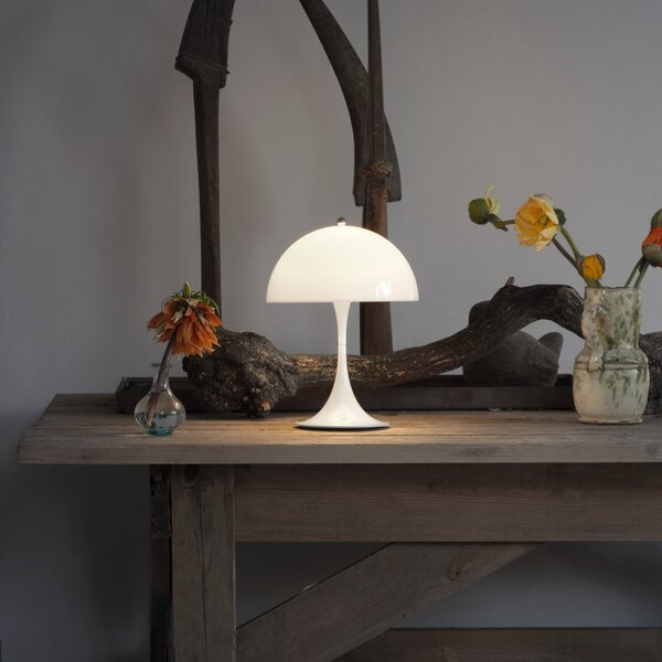Lampade da esterno Louis Poulsen, Panthella Portable, dimmerabile, Bianco, Terrazza, Alluminio, Design