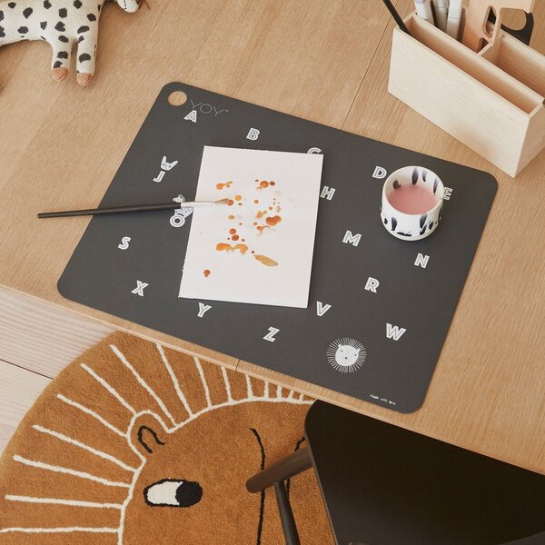 Tappeto per bambini marrone in misto lana ø95 cm Lion – OYOY Mini