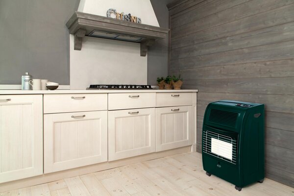 Argo Stufa a Gas per Bombola GPL Infrarossi Portatile Potenza 4.2 kW colore Verde - 191430061 SOL GREEN