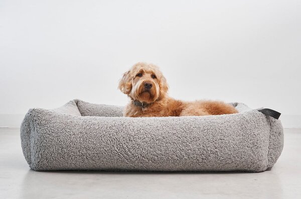 Cuccia per cani grigia in bouclé 71x91 cm Senso Pebble M - MiaCara
