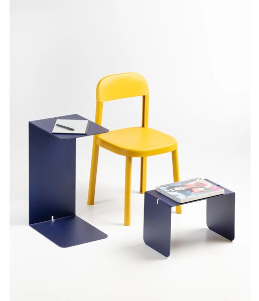 Sidetable in metallo DOUBLE 60 , Dimensioni 30x38xh 60 cm che pu� essere utilizzato sia come tavolino di servizio lato divano sia come semplice comodino Blu Oceano