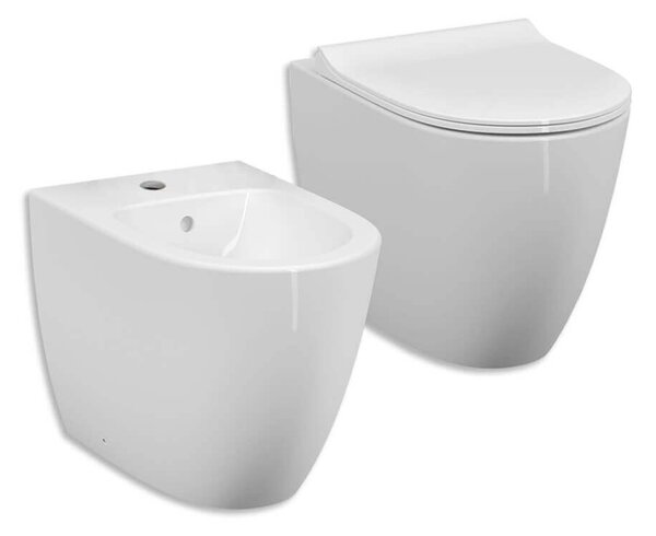 Sanitari Vitra filo parete di colore bianco lucido e scarico rimless