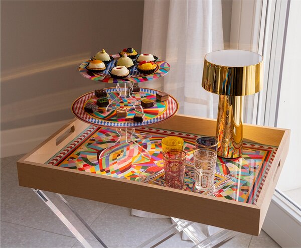 Pliant in cristallo acrilico pieghevole con vassoio in legno RAINBOW DECOR dimensioni 57,5x41xh59,5 cm - 15 mm spessore plexiglas trasparente