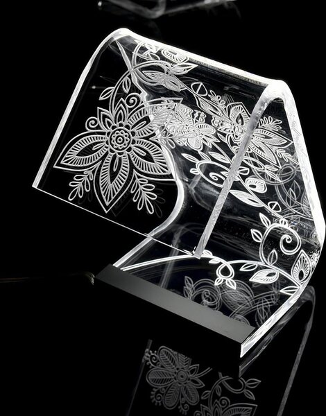 Lampada da Tavolo a Led 13,5x24x34h cm 0,25 w - 24 Volt C-LED Flowers in Plexi con decoro inciso righe