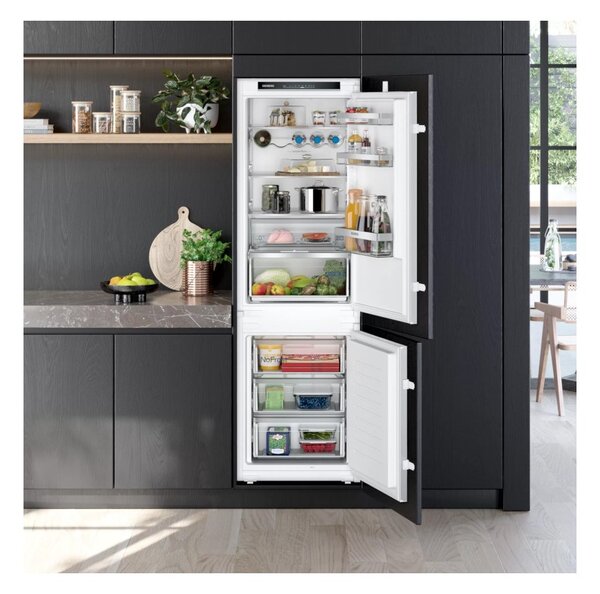 Siemens KI86NVSE0 Frigorifero Incasso Combinato NoFrost hyperFresh Porta Traino 177x54 cm Classe E