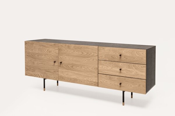 Credenza jugend rovere in legno ingegnerizzato e massiccio, acciaio, dimensioni 180 x 48 x h70 cm, peso 73 Kg, finitura rovere, nero