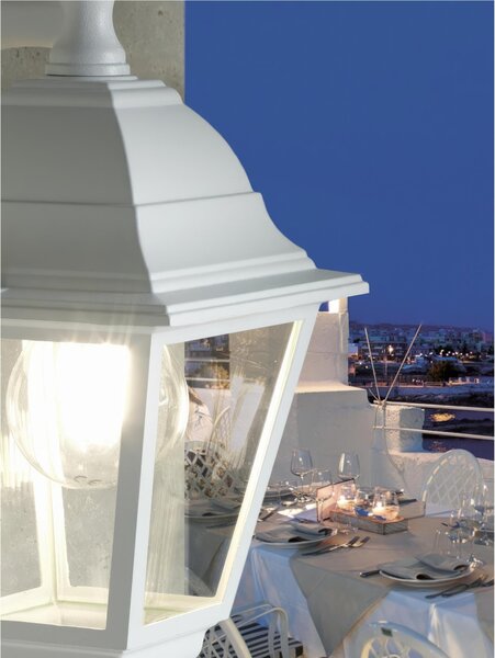 Applique in pressofusione di alluminio NANO Diffusori in vetro trasparente. 20x15x h 33 cm Altezza max lampada: 155mm. Alimentazione 230 V ~ 50 Hz bianco
